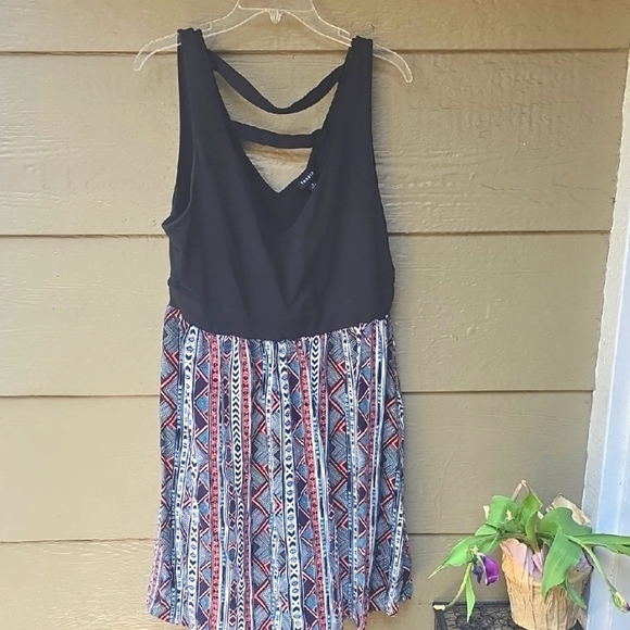 Torrid Aztec Print Ladder Back V-neck Stretch knit to challis Mini Dress 2x - Picture 4 of 14